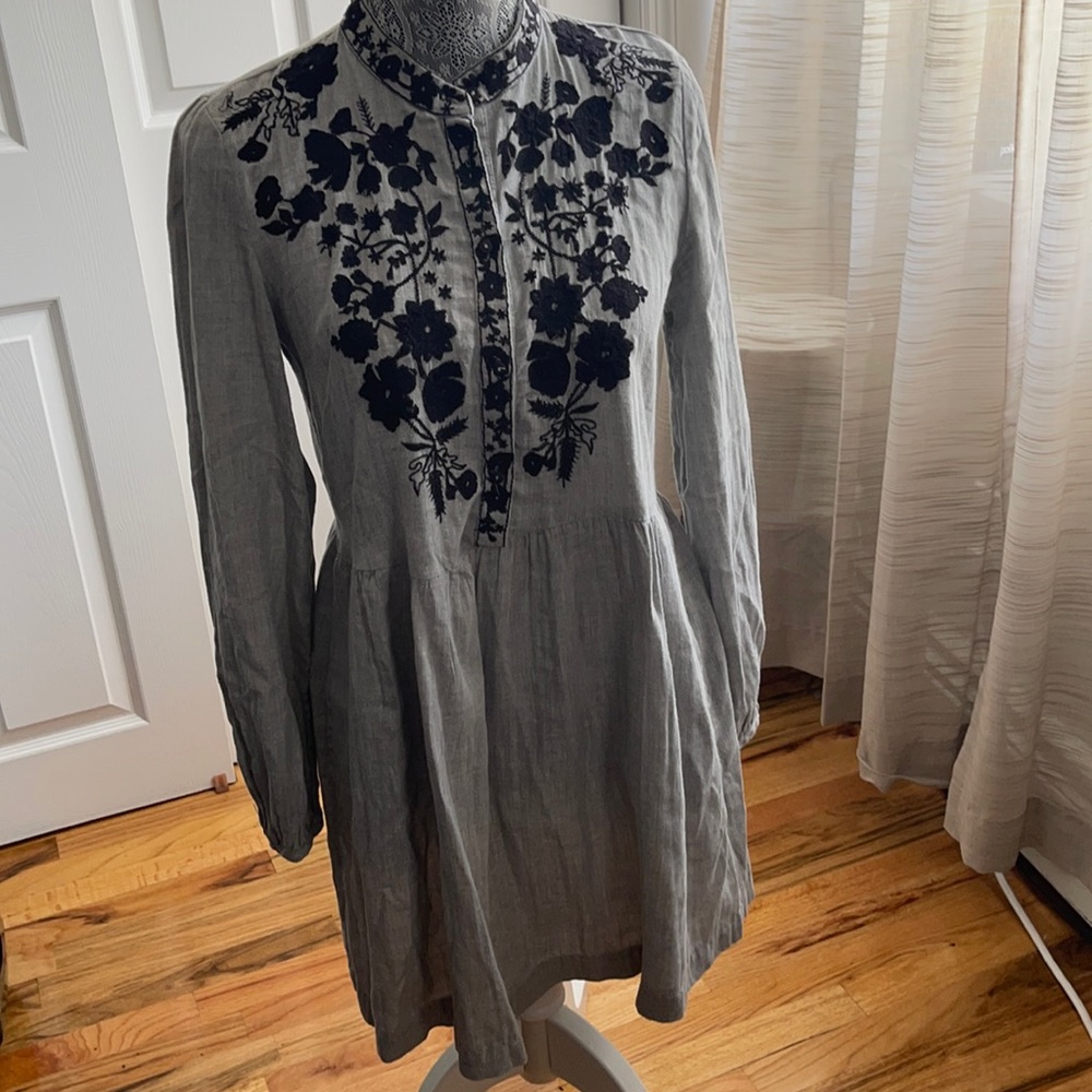 Grey dress
